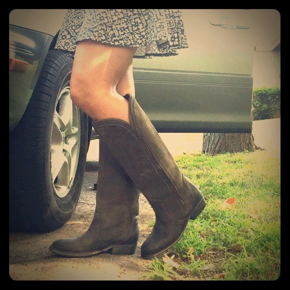 Fall riding boot