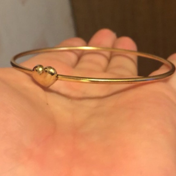 Heart Bangle❌SOLD❌ - Picture 3 of 4