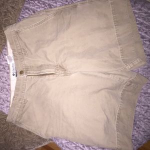 Columbia shorts waste size 30