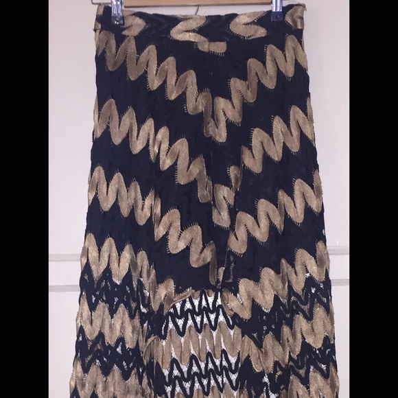 Black & Gold Hi-Lo Skirt // S - Picture 2 of 4