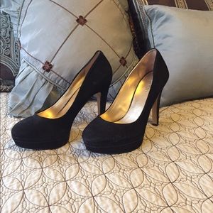 Nine West platform pumps