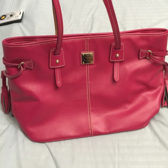 Dooney & Bourke pink pebbled leather