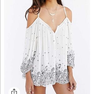 Pom Pom Blouse