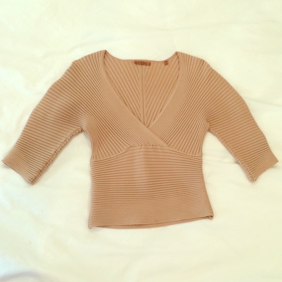 Beautiful tan/gold top