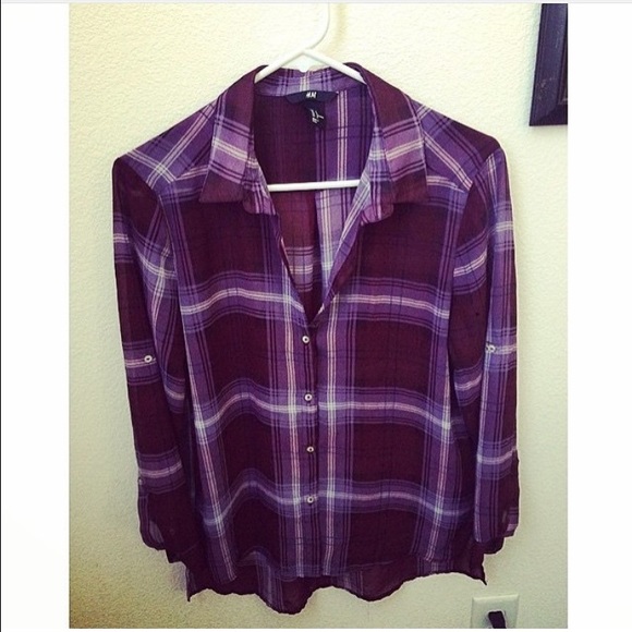 H&M high low button down top