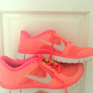 Women's Nike Free Run+ 3