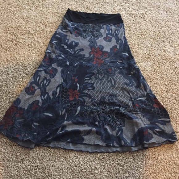 Long skirts - Picture 1 of 2