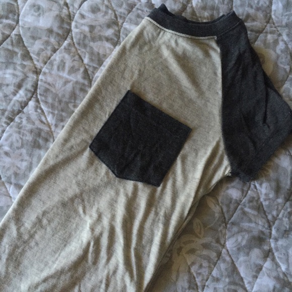 Empyre Oatmeal Tee