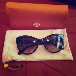 Tory Burch Tortoise Shell Cat Eye Sunglasses