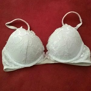 Victoria's secret bra