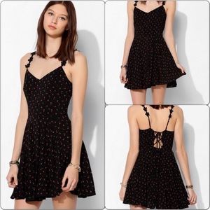 Kimchi blue daisy strap dress in black multi