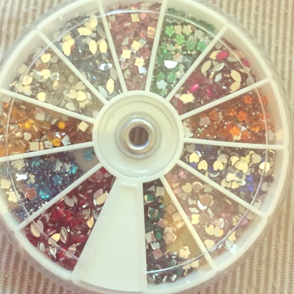 Nail gems