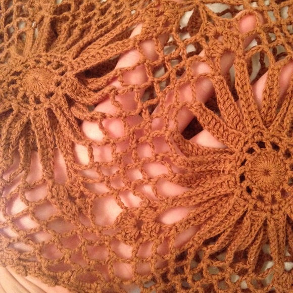 TRADED Sunflower Crochet Boho Top - Picture 3 of 3