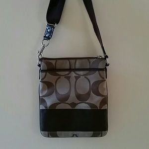 !MARKED DOWN!! NWOT 100% AUTHENTIC Coach Crossbody