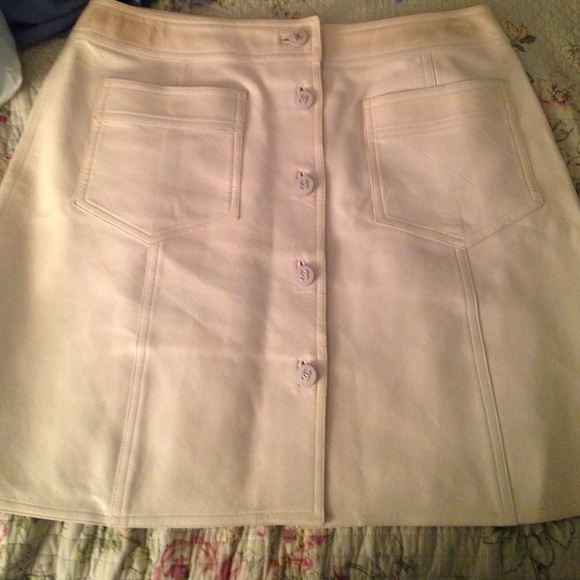 CHANEL white leather skirt