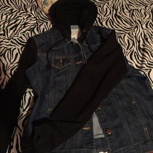 Thread supply button up jean jacket with hood