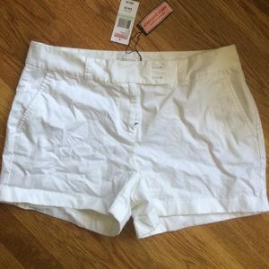 VINEYARD VINES WHITE CHINO DAYBOAT SHORTS