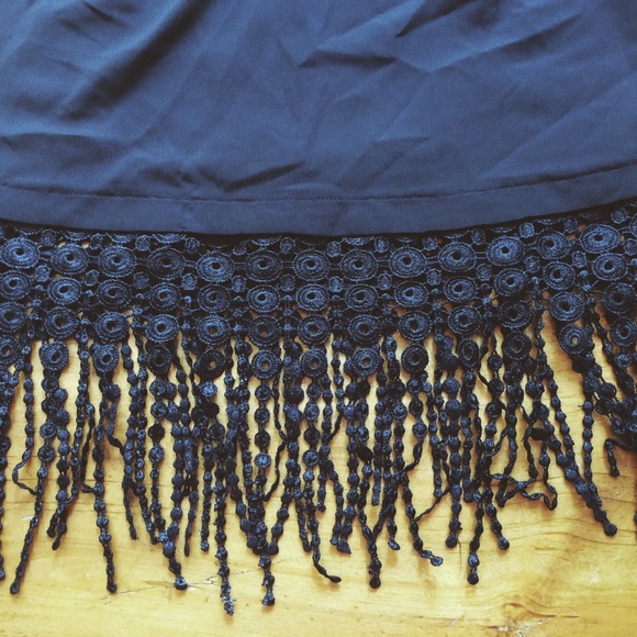 🏷FINAL  t a s s e l e d  c r o p  t o p - Picture 3 of 4