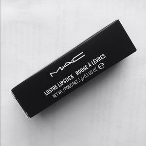 MAC Lustre Lipstick