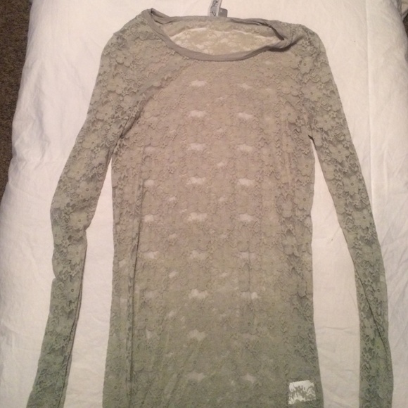 BKE by Buckle Burnout layering top