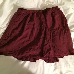 BRANDY MELVILLE VINTAGE SKIRT