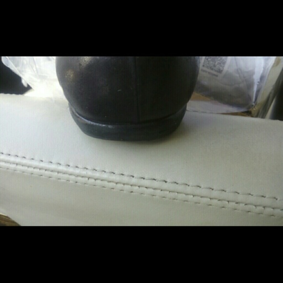 NOTHING - Picture 2 of 2