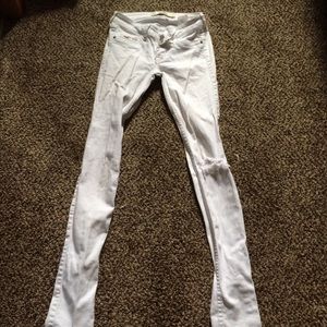 white hollister jeans