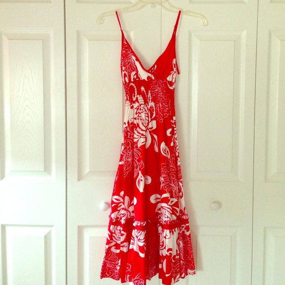 Bebe red floral dress