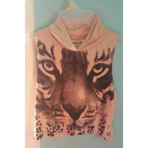 Sleeveless turtleneck crop top