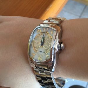 Invicta watch women's