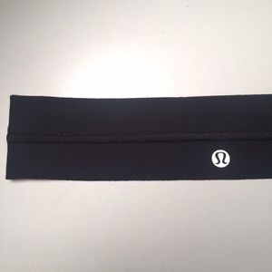 Black lulu lemon headband! With grips!