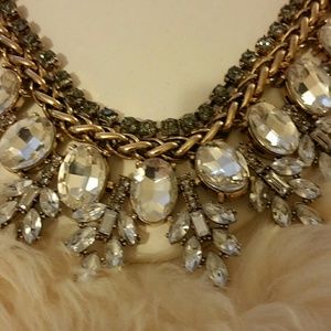 Gorgeous! Stunning evening necklace.