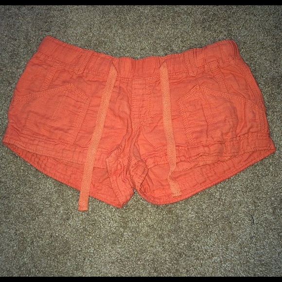 Orange Shorts ๐ - Picture 3 of 4