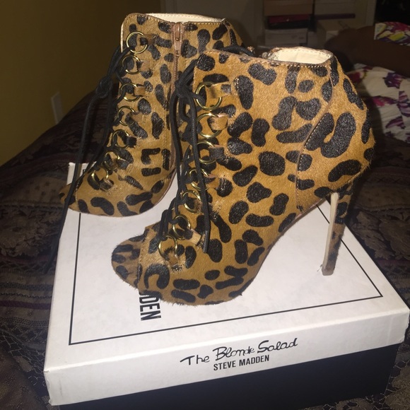 Shoes - Picture 2 of 4