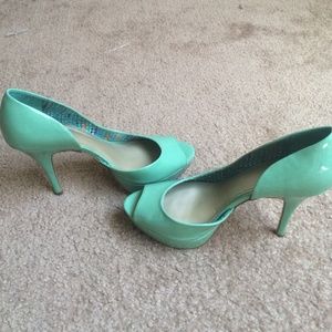 Mint green Fergie heels size 9