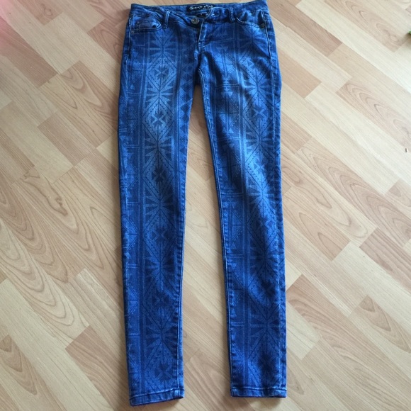 Aztec print skinny jeans