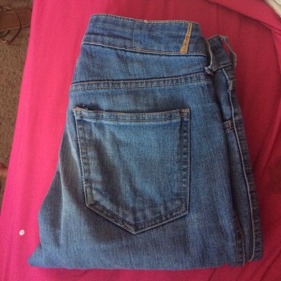 Light Skinny Jeans - Picture 2 of 3