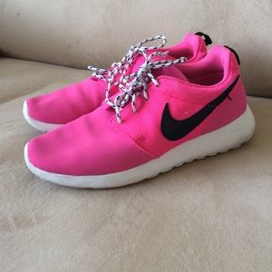 Pink Nike Roshe Runs