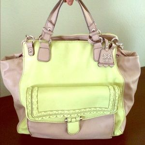 Jessica Simpson purse