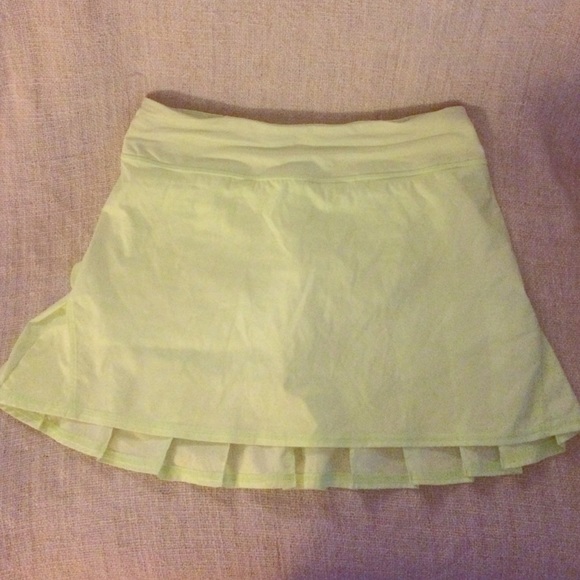 Lululemon Skirt (skort) Size 4