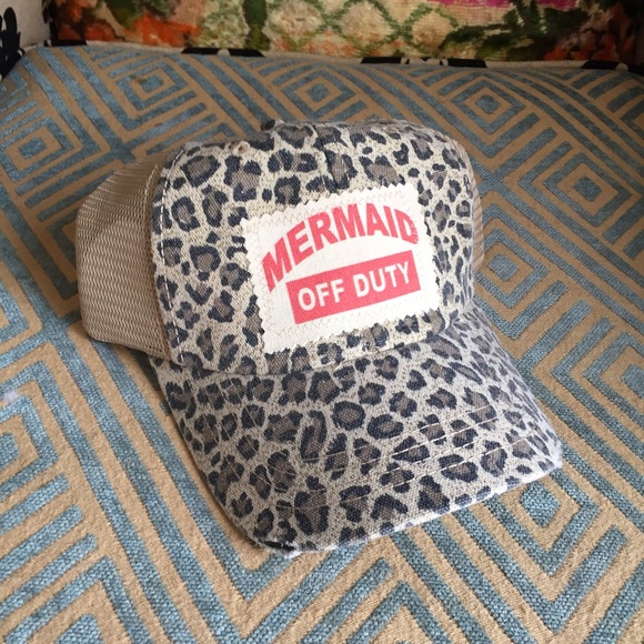 'MERMAID OFF DUTY' cap - Picture 2 of 2