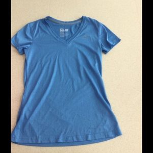Great Nike dry fit v neck