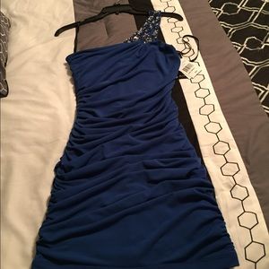 One shoulder strap blue dress