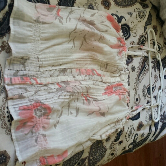 Hollister floral top