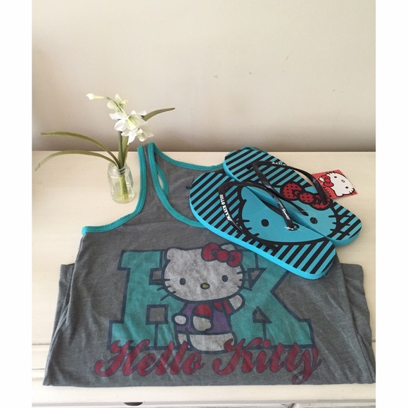 Hello Kitty Bundle - Picture 2 of 4