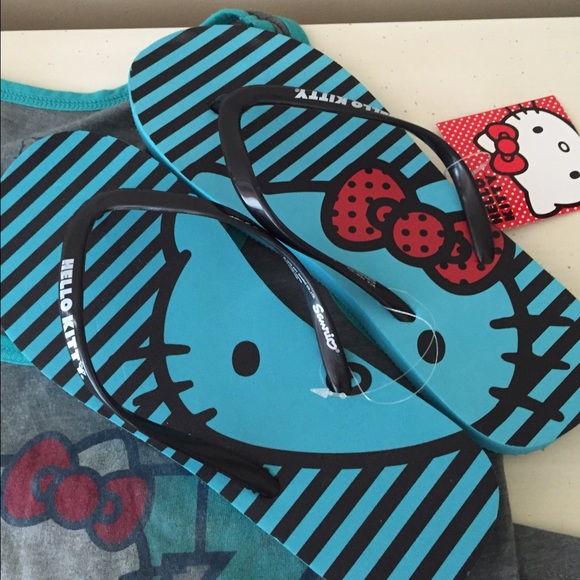 Hello Kitty Bundle - Picture 3 of 4