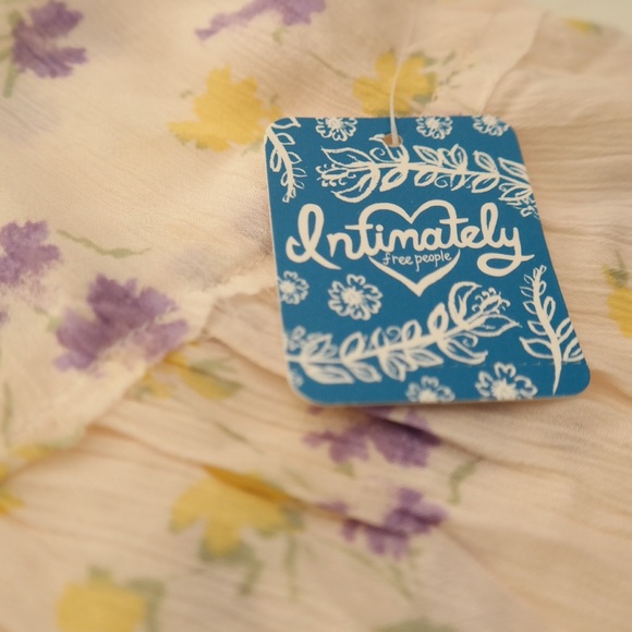 ‼️Sold‼️ Free People Floral Tank - Picture 3 of 3