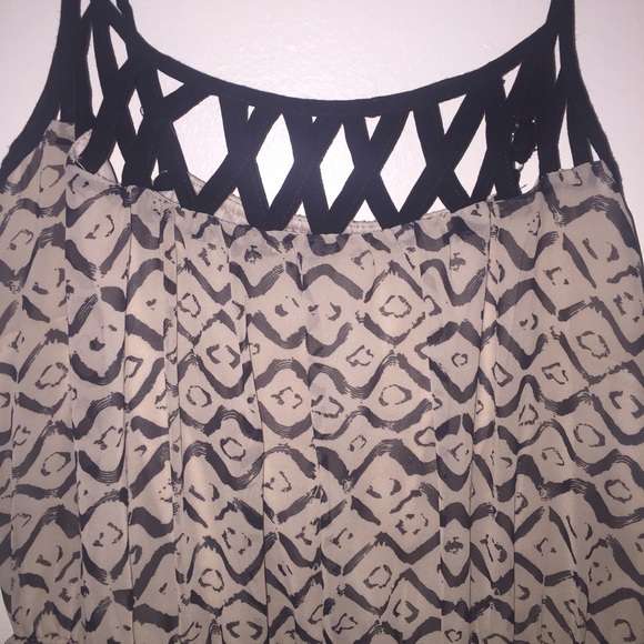 TRIBAL DRESS - Picture 3 of 3