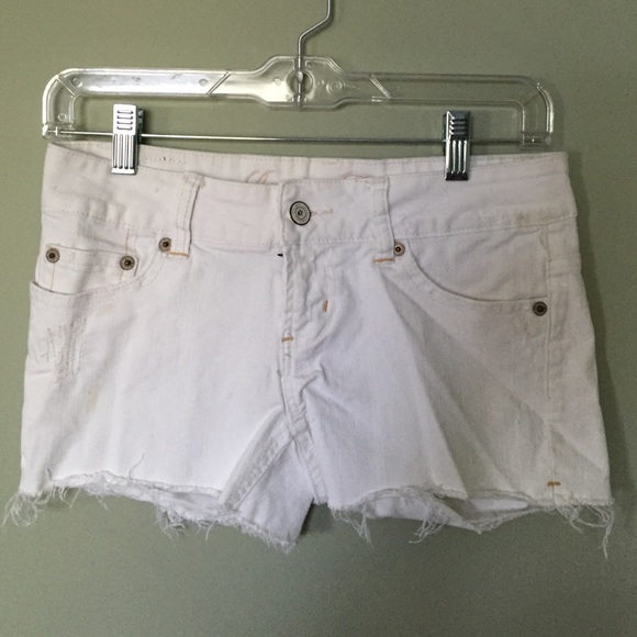 American Eagle white distressed denim shorts - Picture 1 of 3