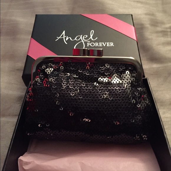 VICTORIAS SECRET COIN PURSE